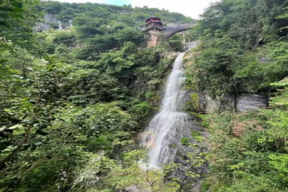 康輝旅遊網探訪畢昇故裡(lǐ) 雲上英山 水簾洞純玩一日遊