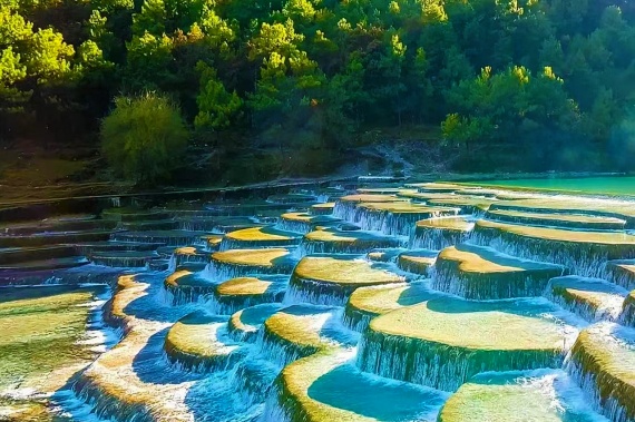 康輝旅遊網【康輝典範】昆明-大理-麗江-西雙版納8日高端純玩遊<3程動車>